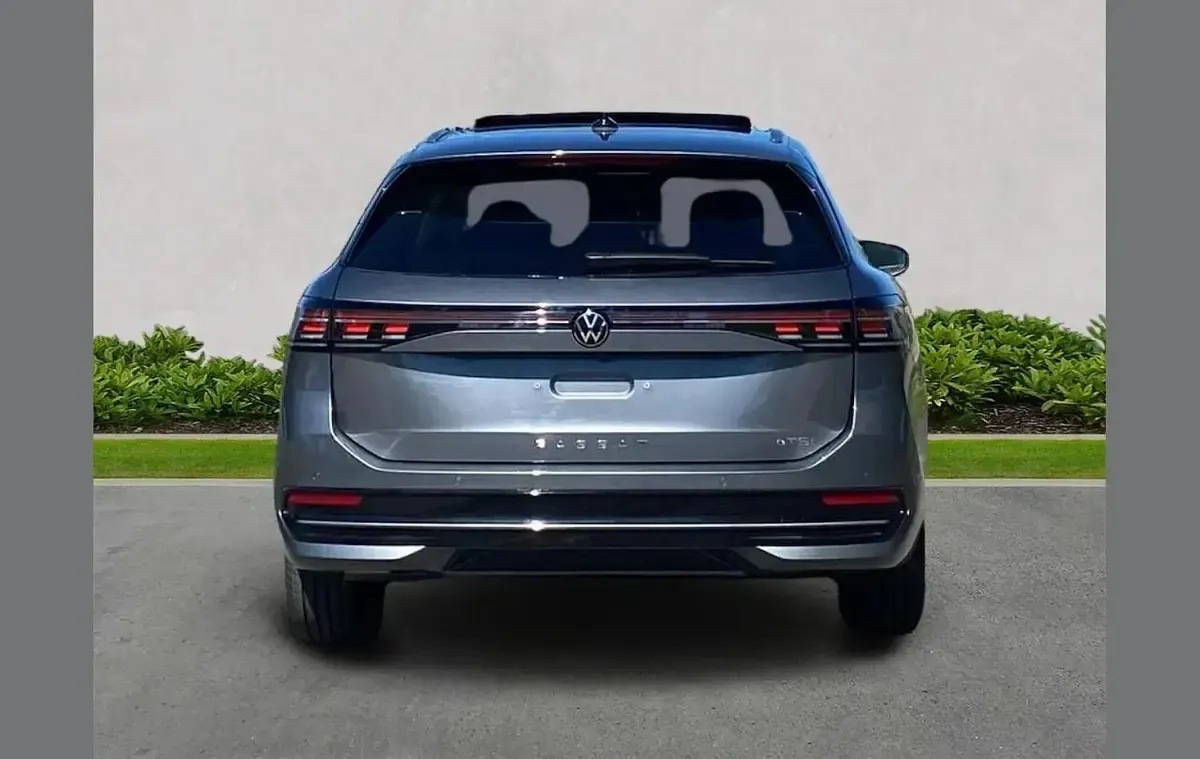 New VW Passat Elegance 147 HP (108 kW) 2025 Other Estate