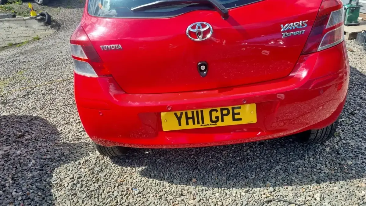 Gebraucht Toyota Yaris 2011 Rot Kleinwagen