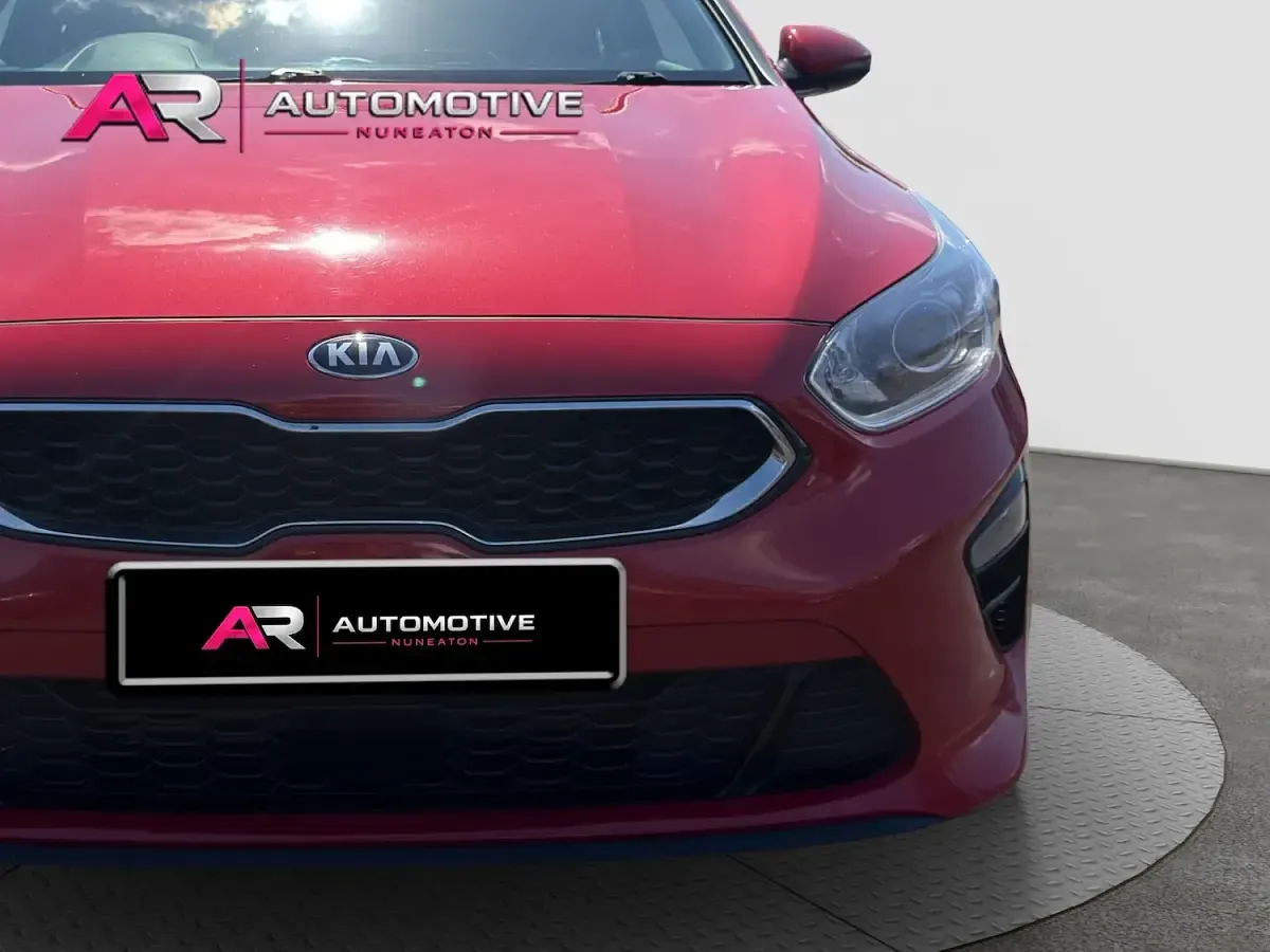 Used Kia Ceed 134 HP (98 kW) 2021 Red Hatchback
