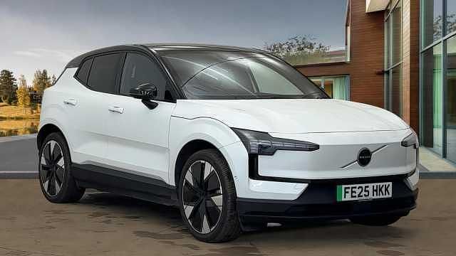 Used 2025 Volvo EX30 Performance SUV | £29,990 (Fair price) - Image 1/3