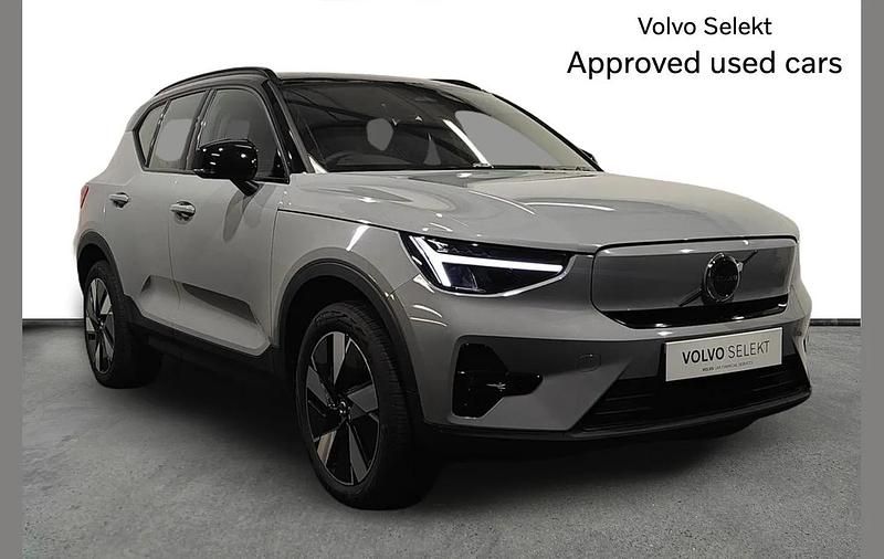 Usado Volvo EX40 Plus 185 kW (252 HP) 2025 Cinzento SUV