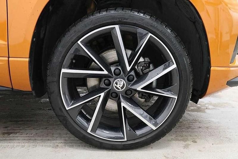 Used Skoda Karoq SportLine 150 HP (110 kW) 2023 Phoenix orange metallic SUV