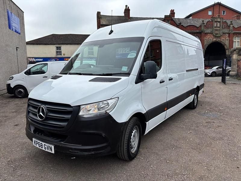 White Used 2018 Mercedes Sprinter Van | £9,995 (Fair price) - Image 1/4