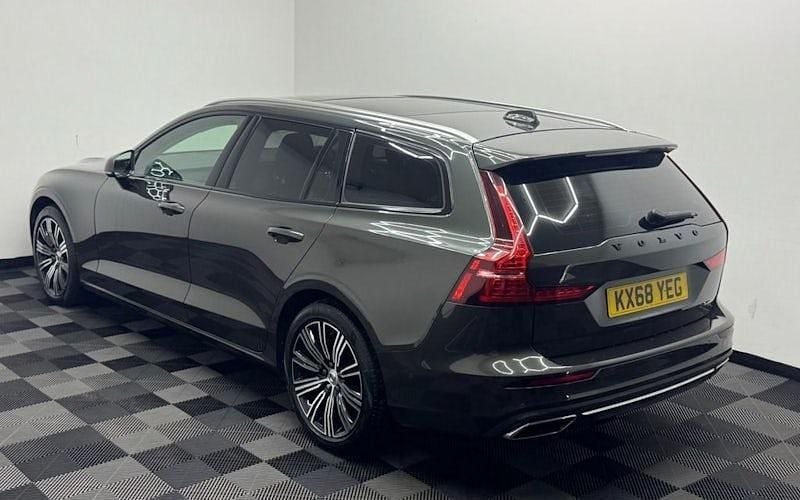 Used Volvo V60 Inscription 150 HP (110 kW) 2019 Estate