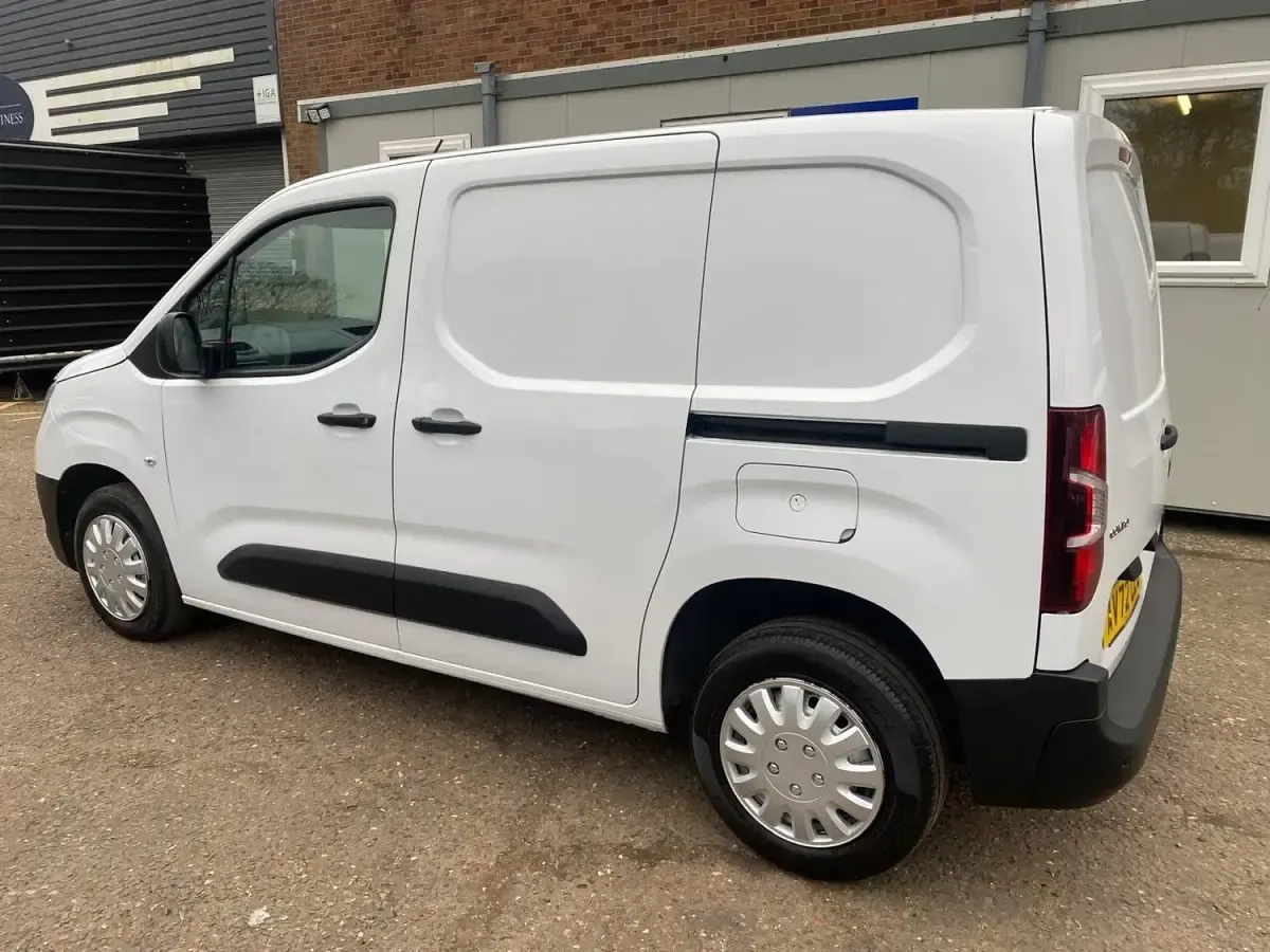 Gebraucht Vauxhall Combo 2022 Weiß Van / Kleinbus