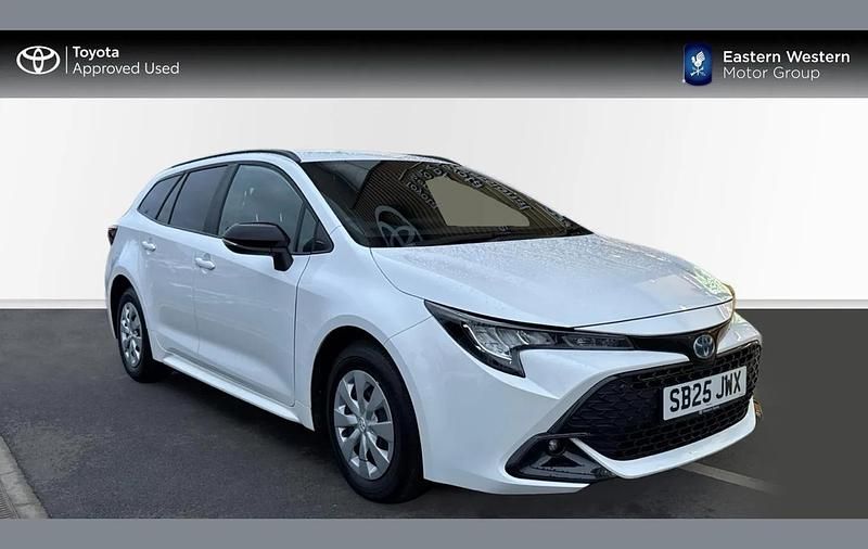 Used Toyota Corolla 138 HP (101 kW) 2025 White