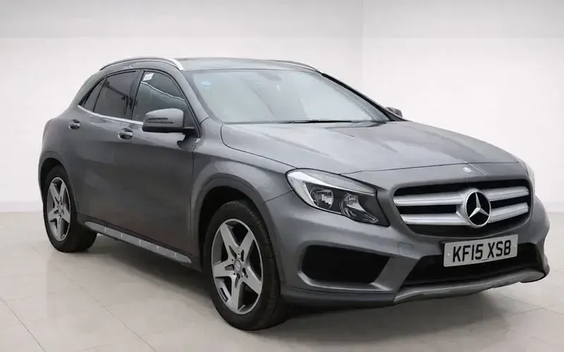 Usado Mercedes GLA200 AMG line 136 HP (100 kW) 2015 SUV