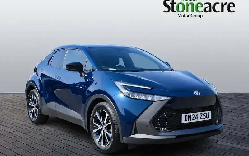 Used Toyota C-HR Design 140 HP (102 kW) 2026 SUV