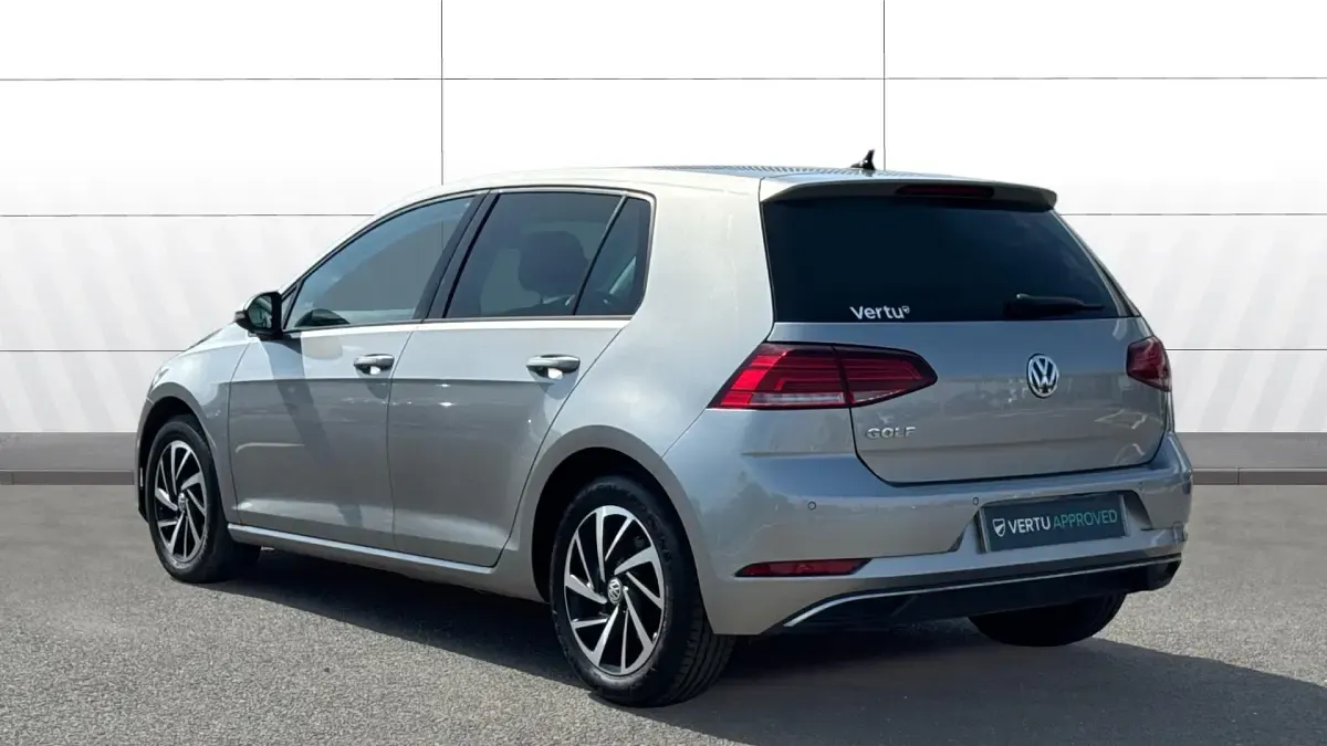 Used VW Golf VII Match 150 HP (110 kW) 2019 Silver Hatchback