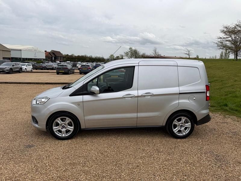 Second-hand Ford Transit Limited 100 CP (73 kW) 2019 Argintiu Van