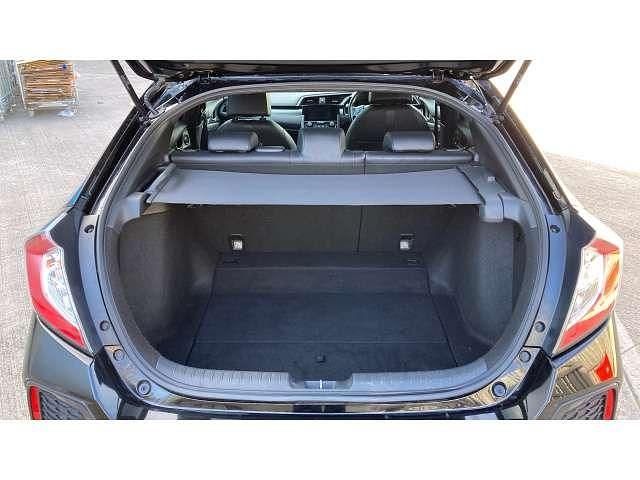 Used Honda Civic EX 120 HP (88 kW) 2019 Black Hatchback