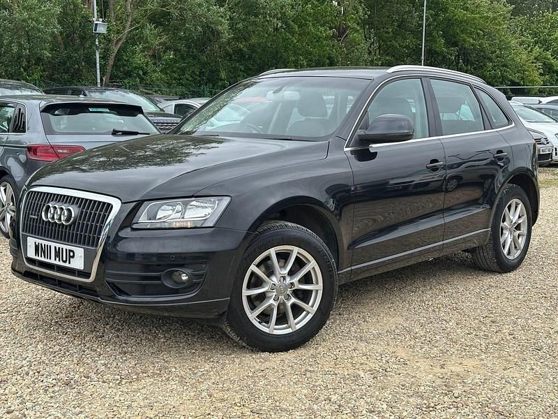Usado Audi Q5 Business 170 HP (125 kW) 2011 Preto SUV