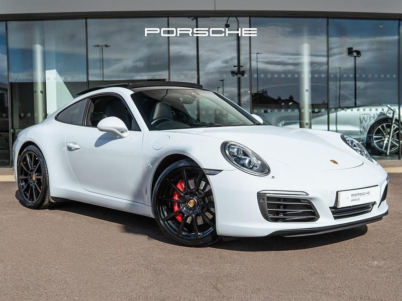 Used Porsche 911 2016 White Coupe
