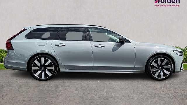 Used Volvo V90 Plus 345 HP (253 kW) 2024 Grey Estate