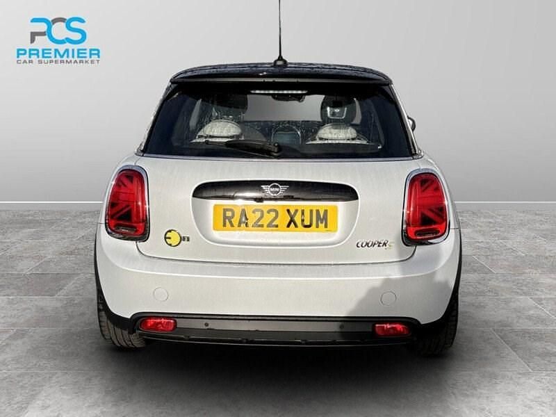 Used Mini Cooper SE Hatch 2022 White silver Hatchback