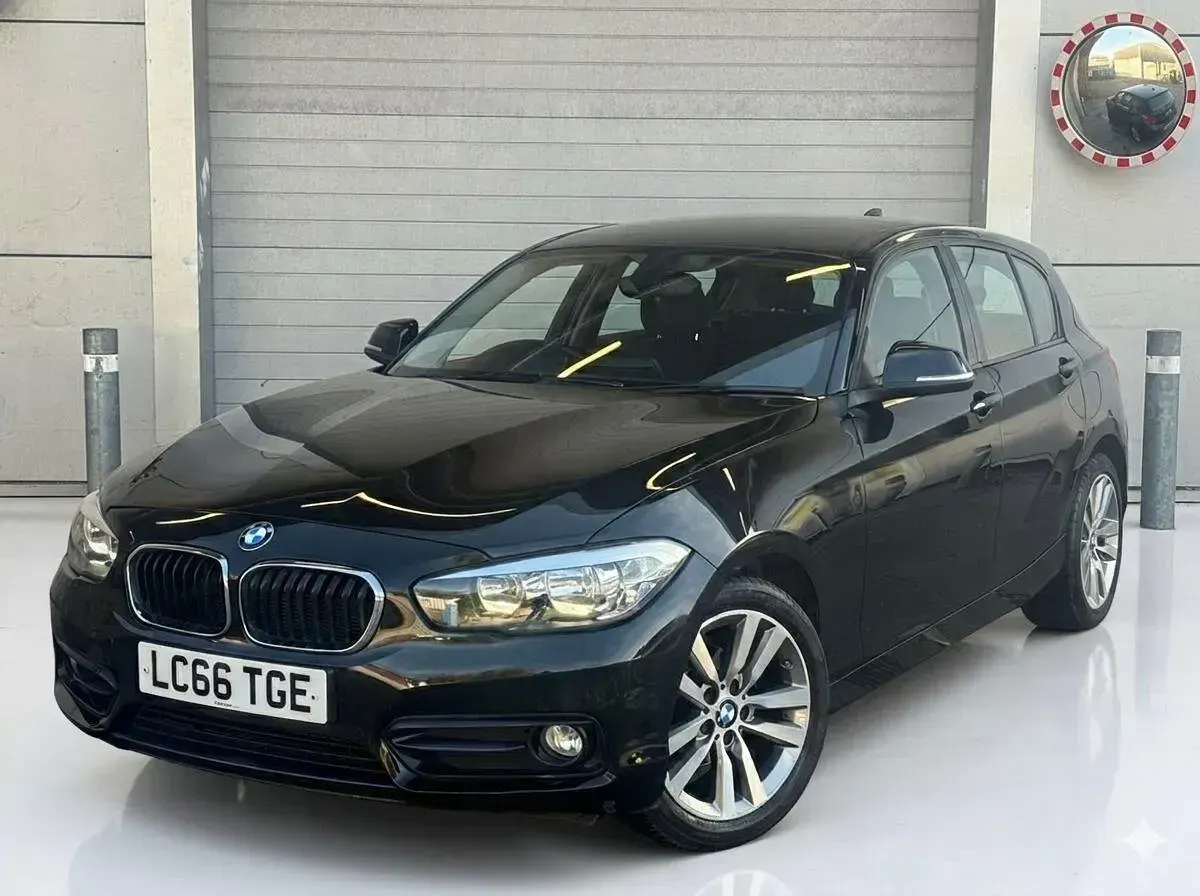 Used BMW 118 Sport Line 2016 Black Hatchback