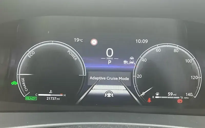 Used Toyota C-HR Design 140 HP (102 kW) 2024 Grey SUV