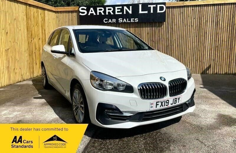 White Used 2019 BMW 218 Luxury Line Hatchback | £11,295 (Fair price) - Image 1/4