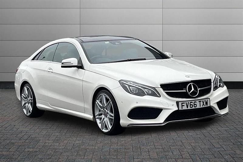 Diamond white Used 2017 Mercedes E350 AMG line Coupe | £15,950 (Good price) - Image 1/4