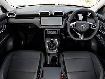 New MG ZS SE 116 HP (85 kW) 2025 Silver SUV