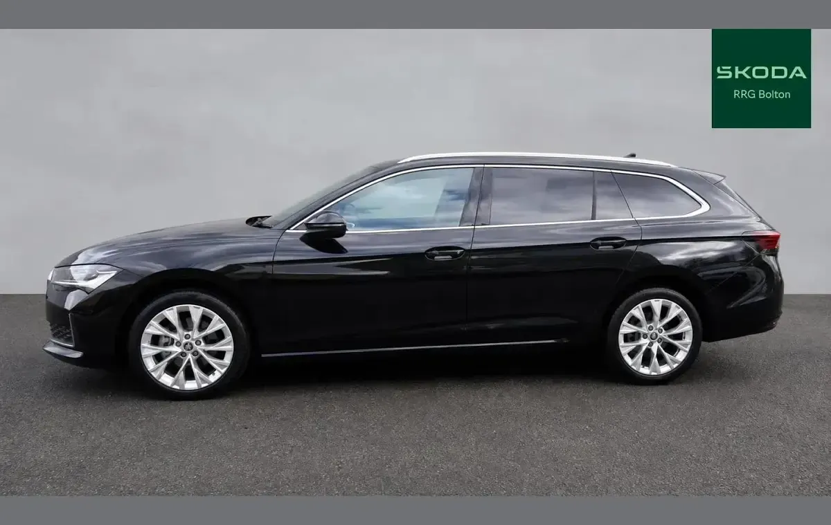 Used Skoda Superb SE L 150 HP (110 kW) 2026 Midnight black metallic Estate