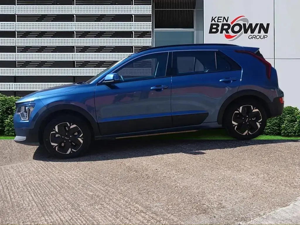 Used Kia e-Niro 11 kW (15 HP) 2024 Blue SUV