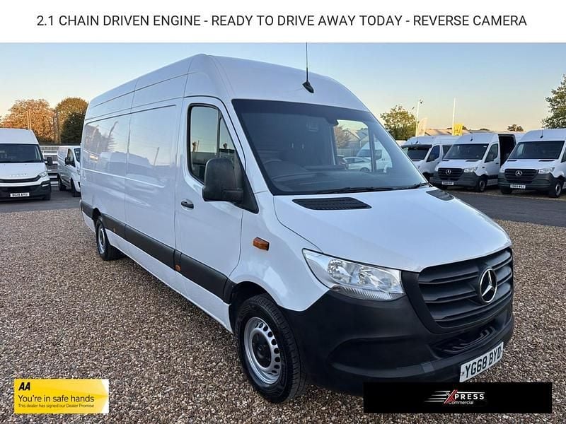 White Used 2018 Mercedes Sprinter Van | £11,350 (Fair price) - Image 1/3