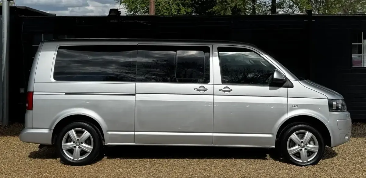 Used VW Caravelle SE 180 HP (132 kW) 2014 Silver MPV