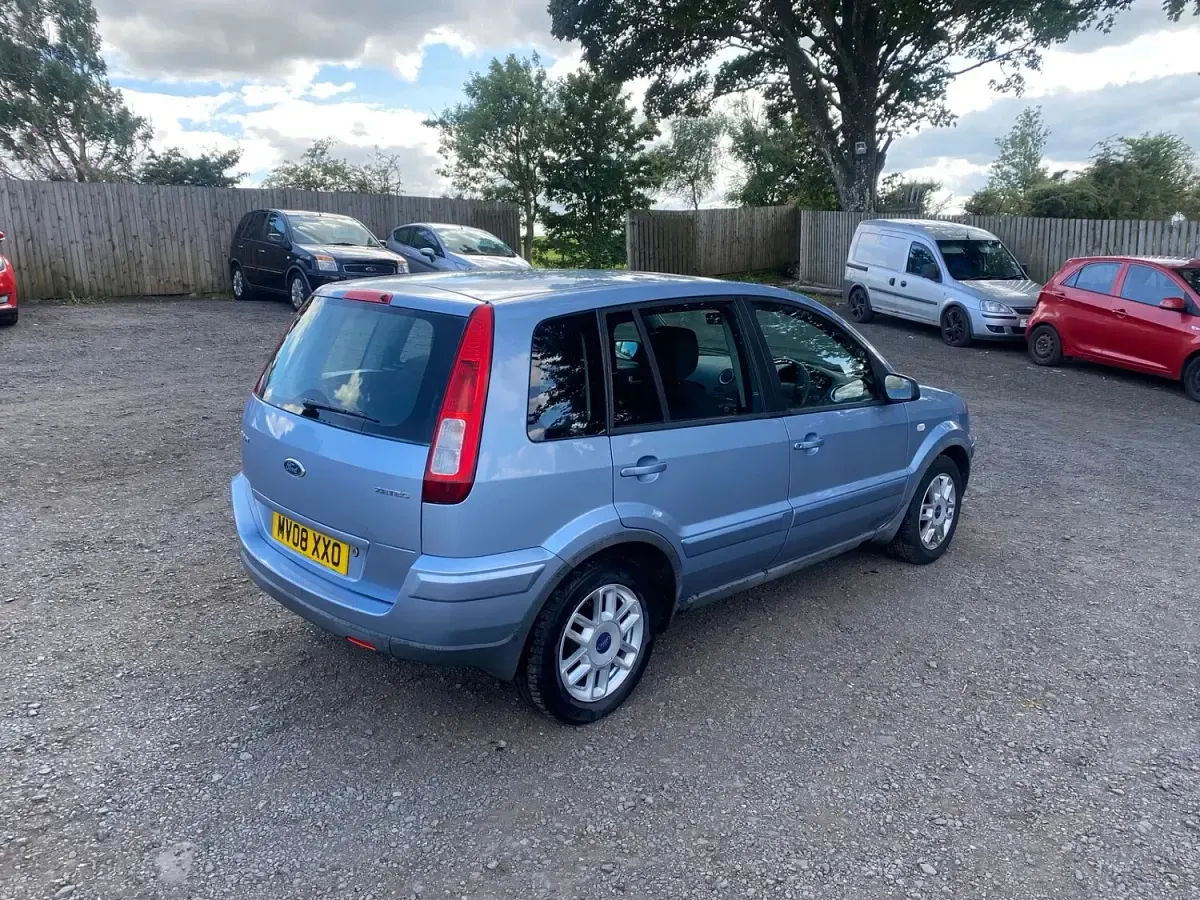 Used Ford Fusion Zetec 2008 Blue Hatchback