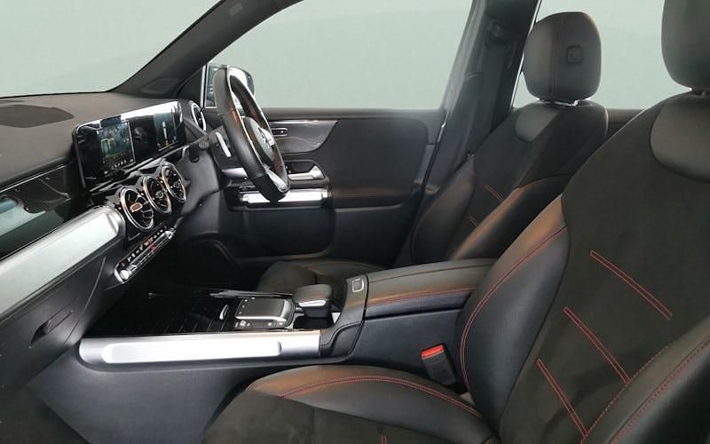 Used Mercedes GLB200 AMG line 163 HP (119 kW) 2022 Grey SUV