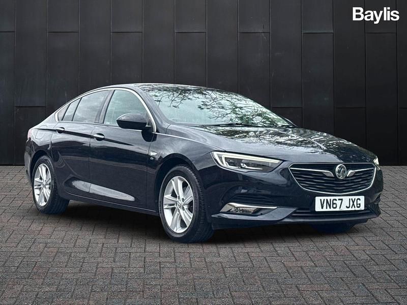 Blue Used 2017 Vauxhall Insignia Elite Hatchback | £7,736 (Fair price) - Image 1/3