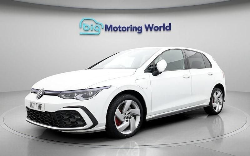 Used VW Golf VIII GTE 245 HP (180 kW) 2024 Hatchback