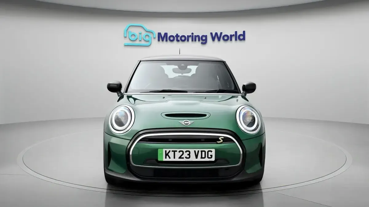 Used Mini Cooper SE Hatch 135 kW (184 HP) 2023 Hatchback