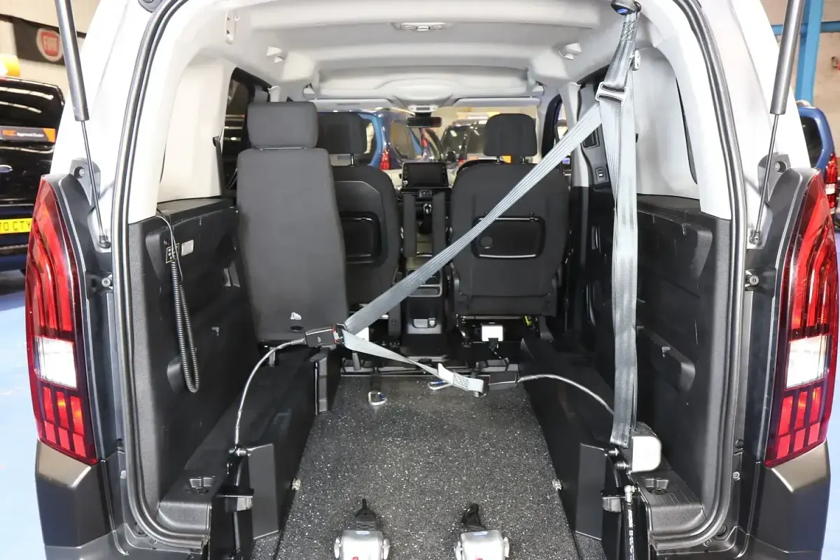 Used Peugeot Rifter Allure 2019 Grey MPV