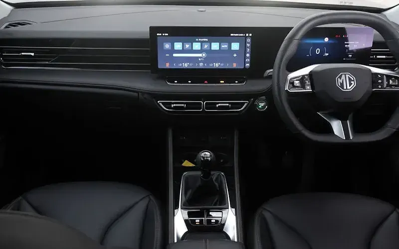 New MG HS Trophy 170 HP (125 kW) 2025 Grey SUV