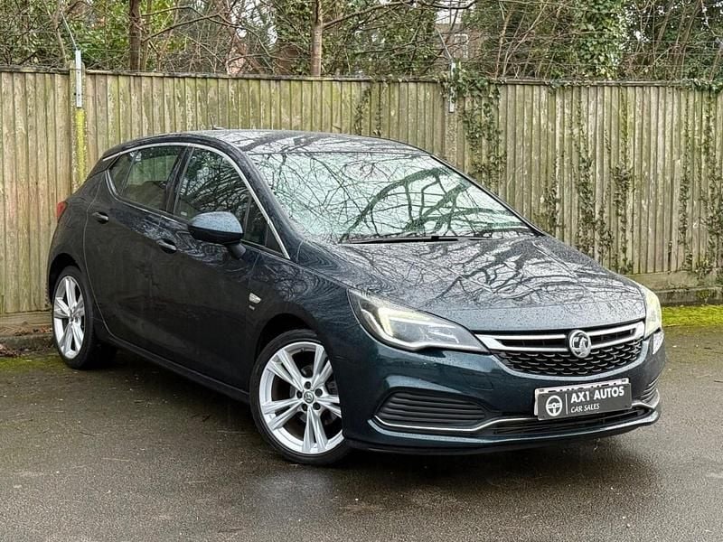 Used Vauxhall Astra SRi 150 HP (110 kW) 2018 Green Hatchback