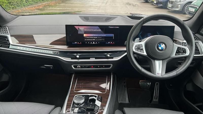 Used BMW X7 M Sport 352 HP (258 kW) 2025 Carbon black SUV