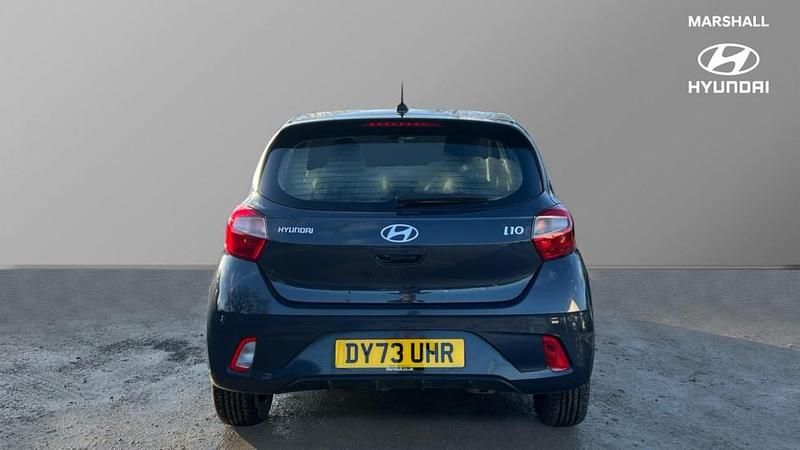 Used Hyundai i10 Advanced 67 HP (49 kW) 2024 Grey Hatchback