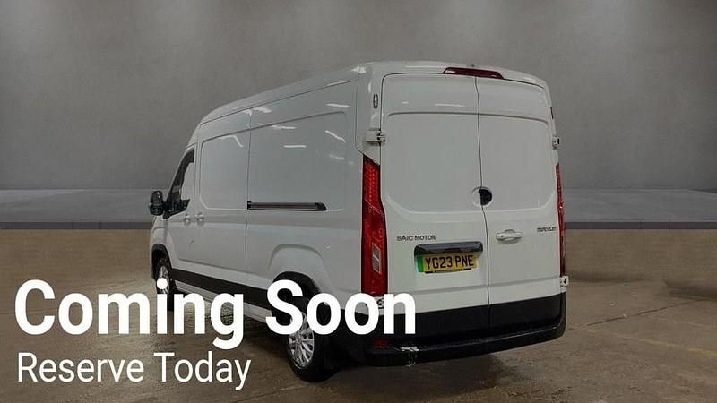 Used Maxus V90 204 HP (150 kW) 2023 White Van