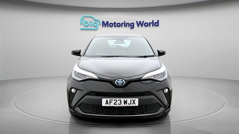 Used Toyota C-HR 122 HP (89 kW) 2023 SUV