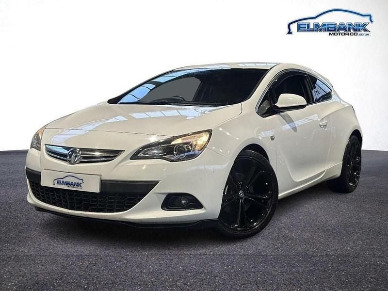 White Used 2016 Vauxhall Astra GTC Edition Hatchback | £6,495 (Fair price) - Image 1/4