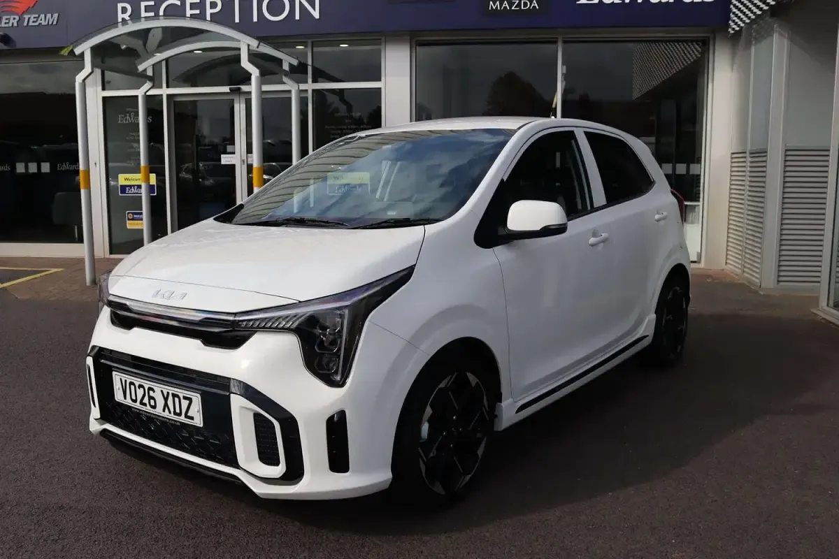 New Kia Picanto GT-Line 68 HP (50 kW) 2026 White Hatchback