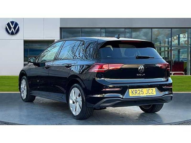 Used VW Golf VIII 150 HP (110 kW) 2025