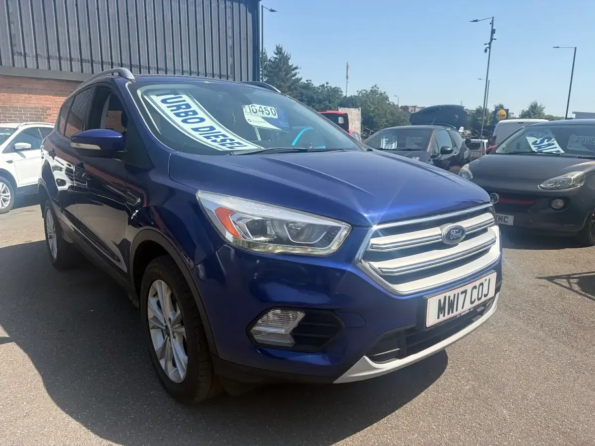 Used Ford Kuga Titanium 120 HP (88 kW) 2017 Blue SUV