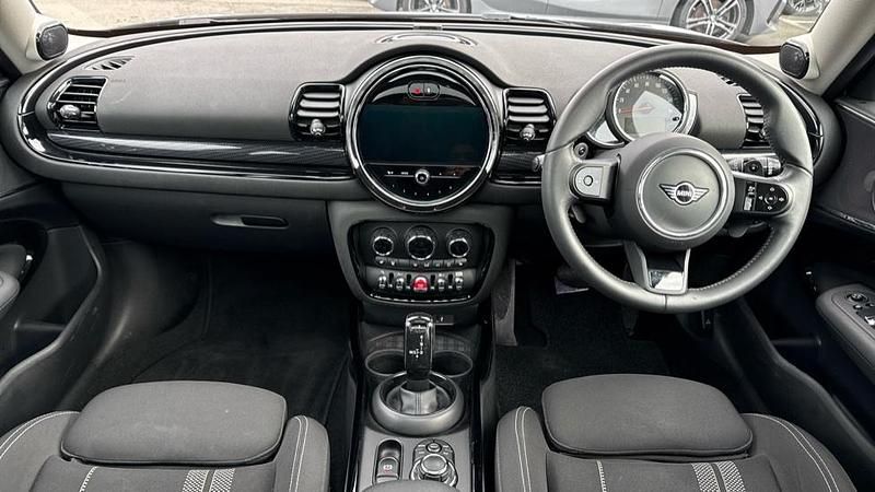 Used Mini Cooper S Clubman Classic 176 HP (129 kW) 2022 Silver Estate