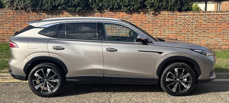 Used MG HS Trophy 167 HP (122 kW) 2025 Grey SUV