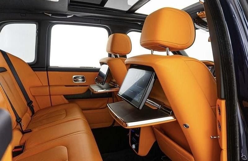 Used Rolls Royce Cullinan 571 HP (419 kW) 2020 Blue SUV