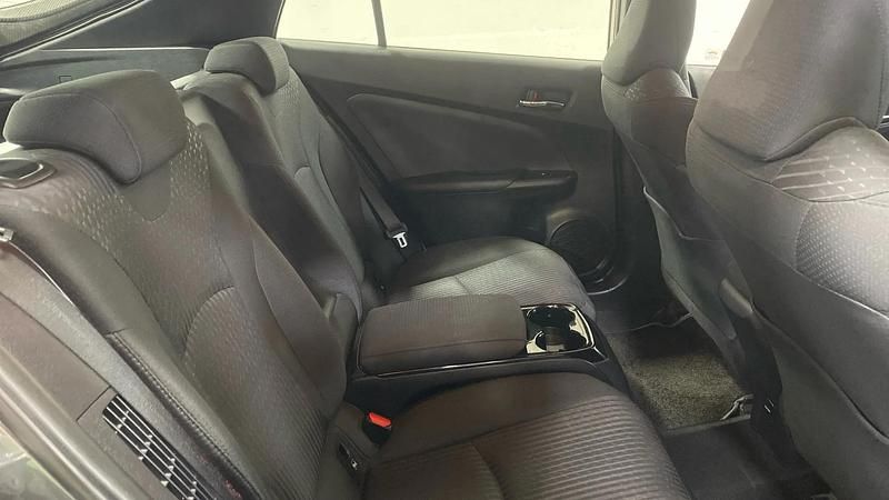 Used Toyota Prius Business Edition 122 HP (89 kW) 2018 Grey Hatchback