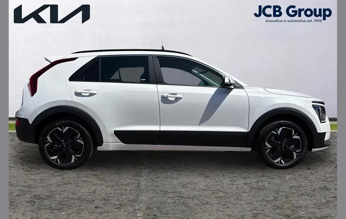 Used Kia e-Niro 150 kW (204 HP) 2026 White SUV