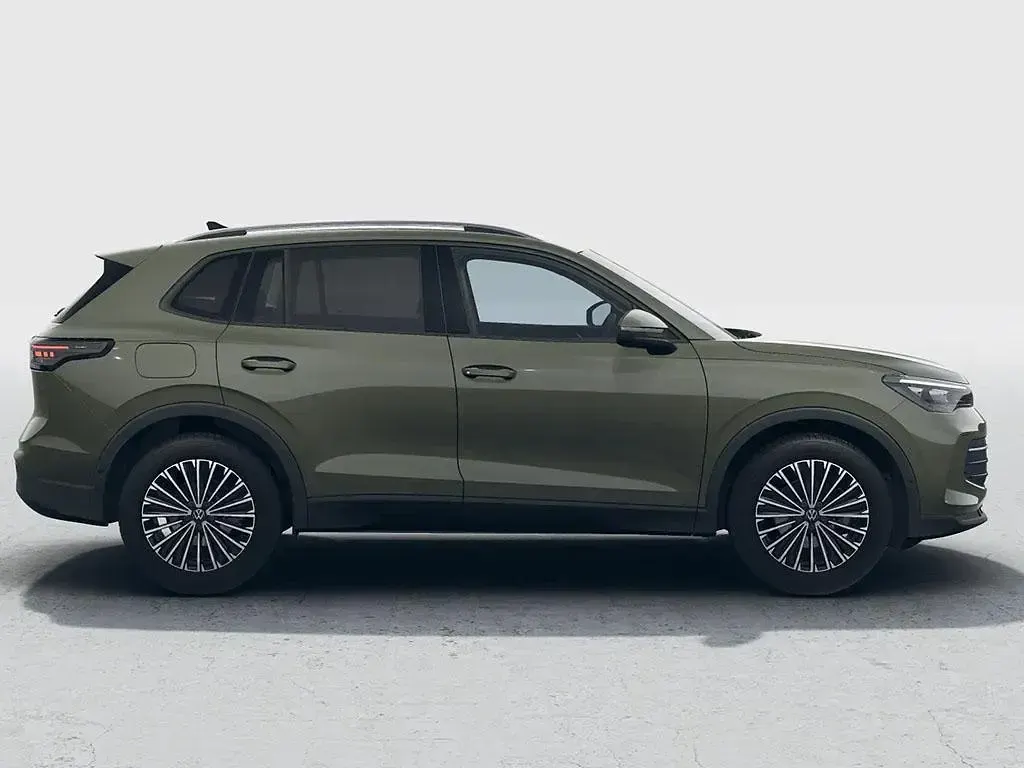 New VW Tiguan Match 2026 Green SUV